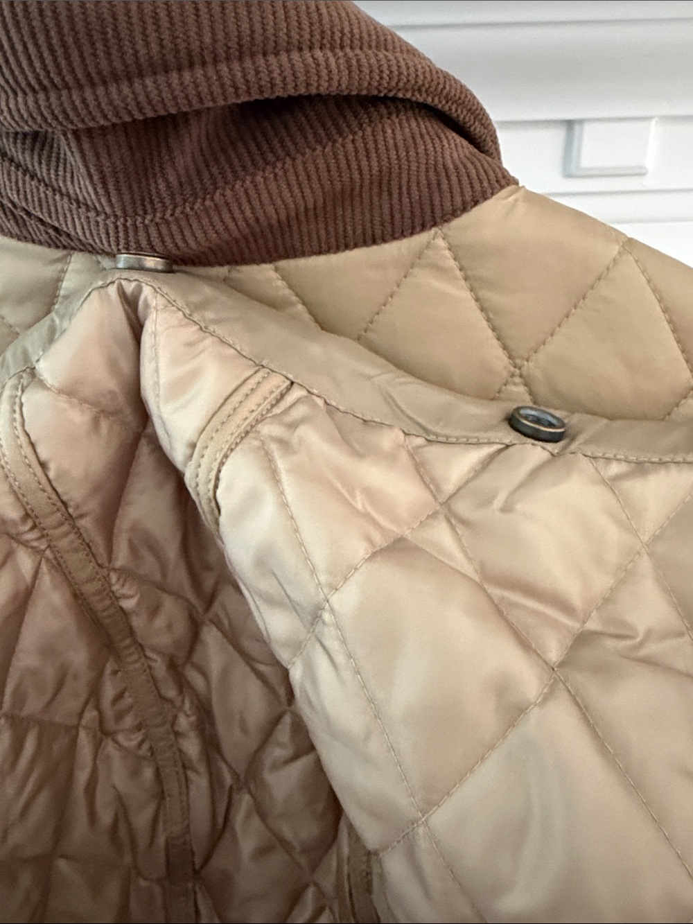 RARE Hunter Quilted Barn Jacket Puffer LONG Corduroy Collar Khaki Tan NWT M S - Picture 6 of 7